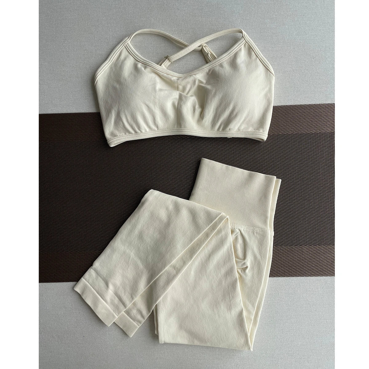 ES LIFESTYLE Women's High Waist Yoga Leggings Seamless High Stretchy Butt Lifting Breathable Sports Pants for Women Gym Leggings