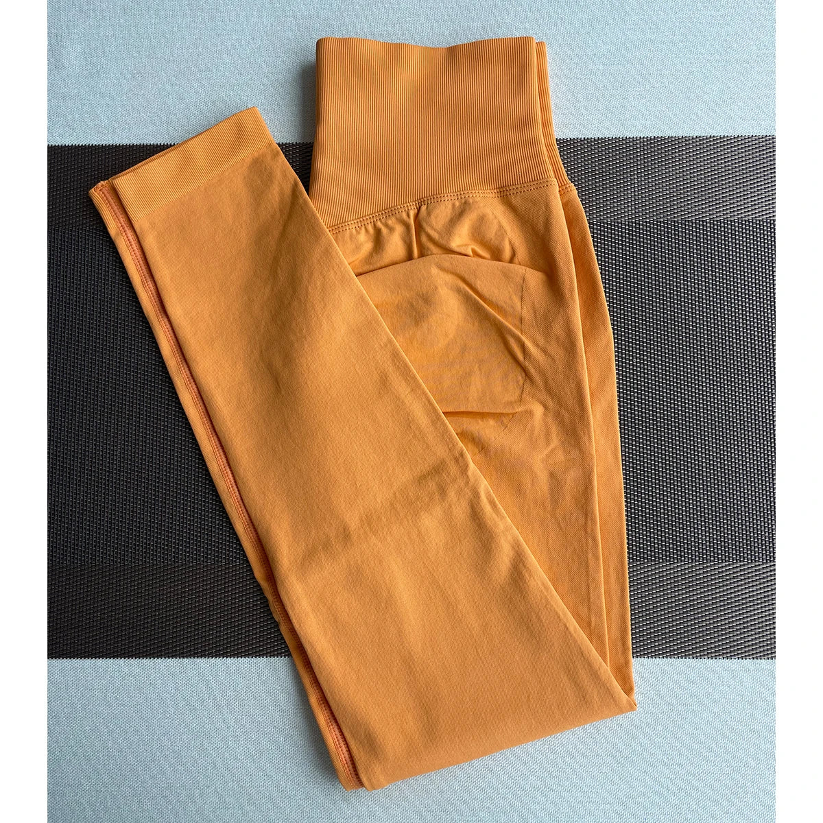 ES LIFESTYLE Women's High Waist Yoga Leggings Seamless High Stretchy Butt Lifting Breathable Sports Pants for Women Gym Leggings