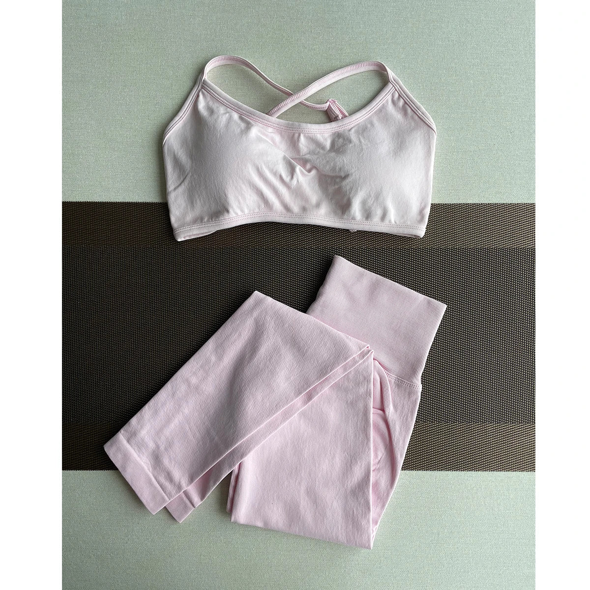 ES LIFESTYLE Women's High Waist Yoga Leggings Seamless High Stretchy Butt Lifting Breathable Sports Pants for Women Gym Leggings