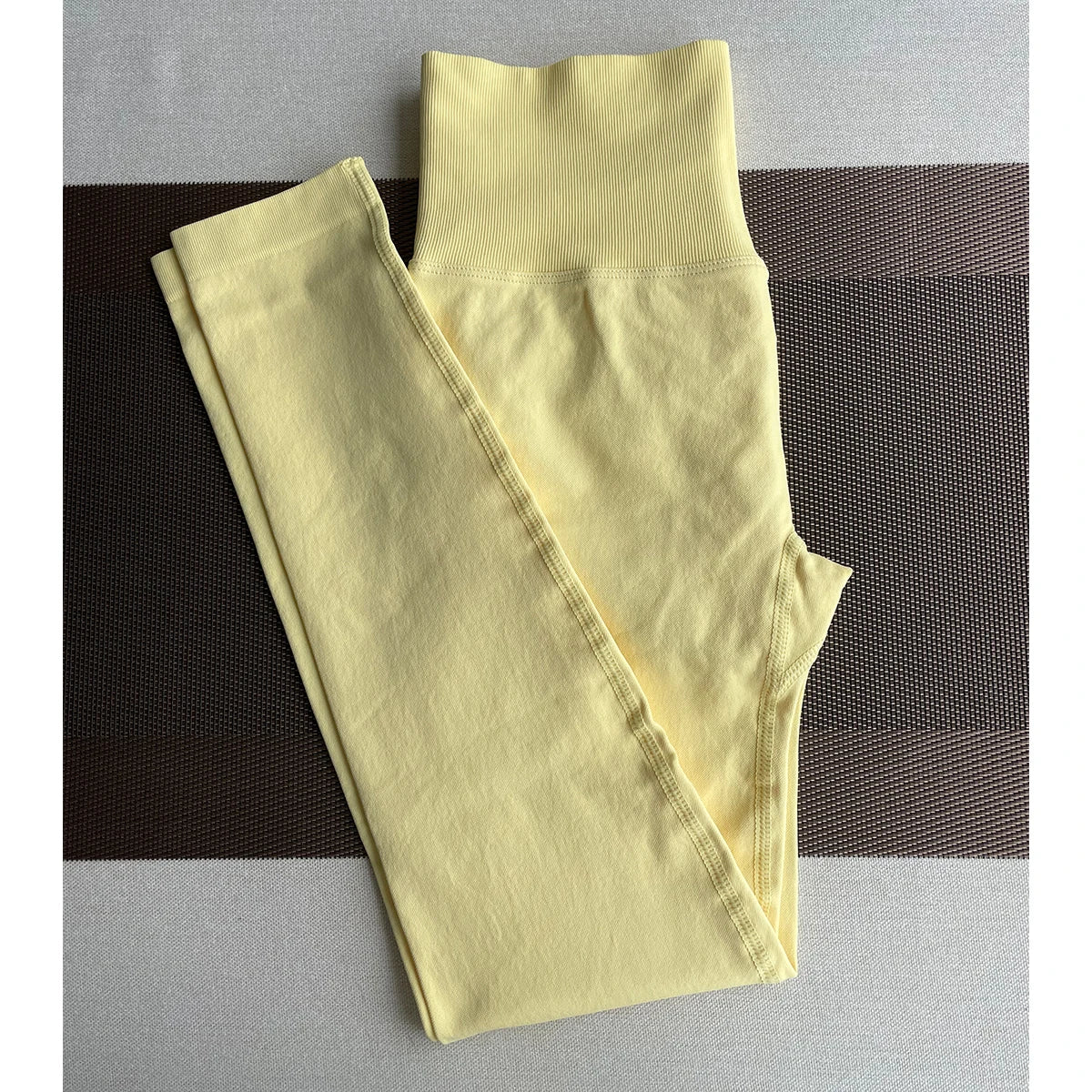 ES LIFESTYLE Women's High Waist Yoga Leggings Seamless High Stretchy Butt Lifting Breathable Sports Pants for Women Gym Leggings